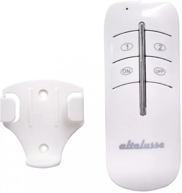 Люстра Altalusse INL-9329P-01 White
